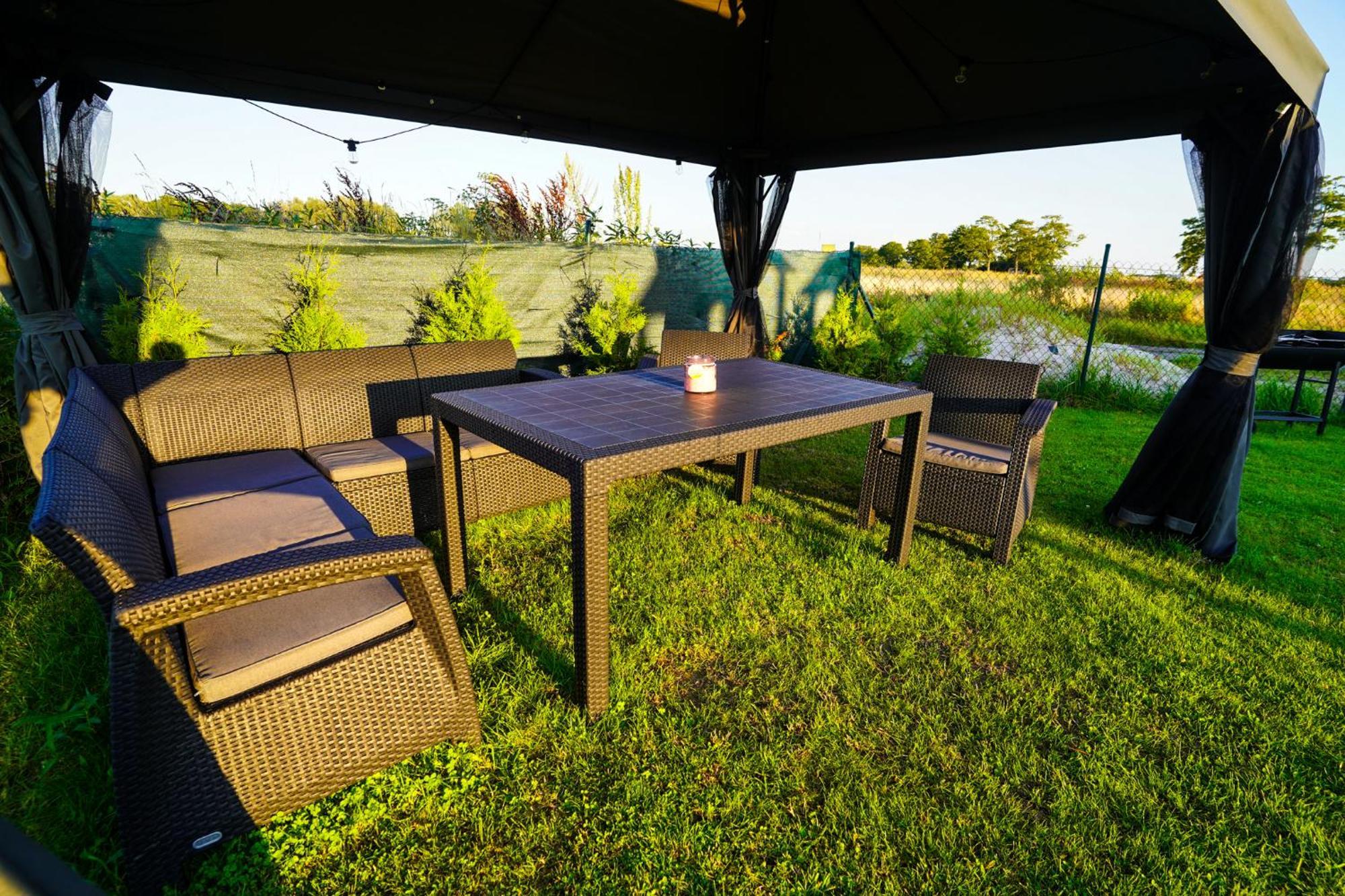 T Ulichatki Bedzino Extérieur photo